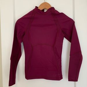 Lululemon Swell Seeker Paddle Top